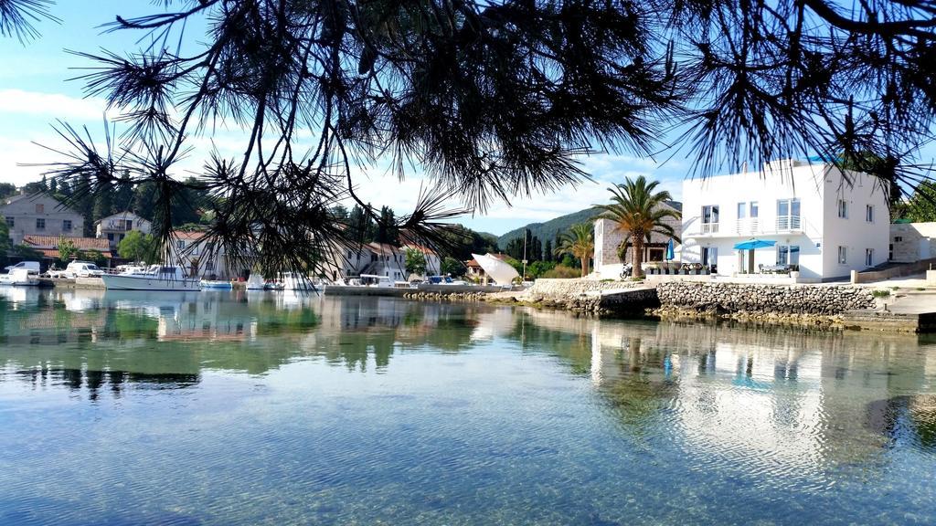 Apartments Sea Reflections Žman Exterior foto